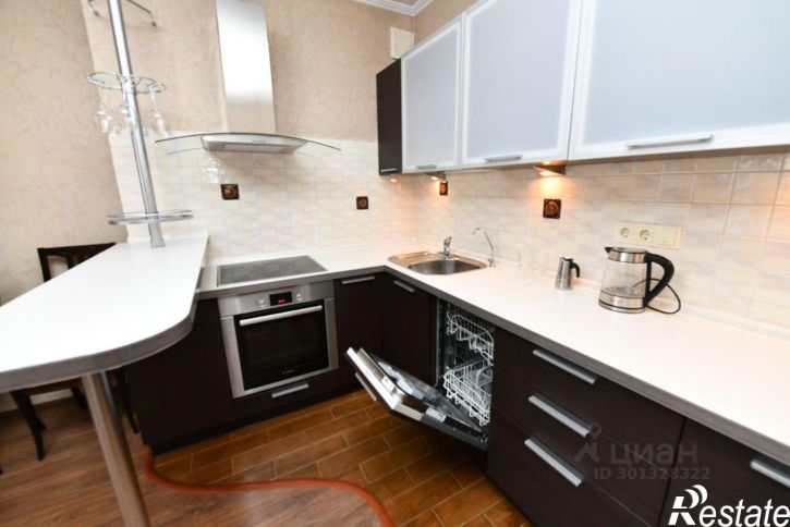 3-комн квартира ул Ангарская, 17,  д. 17