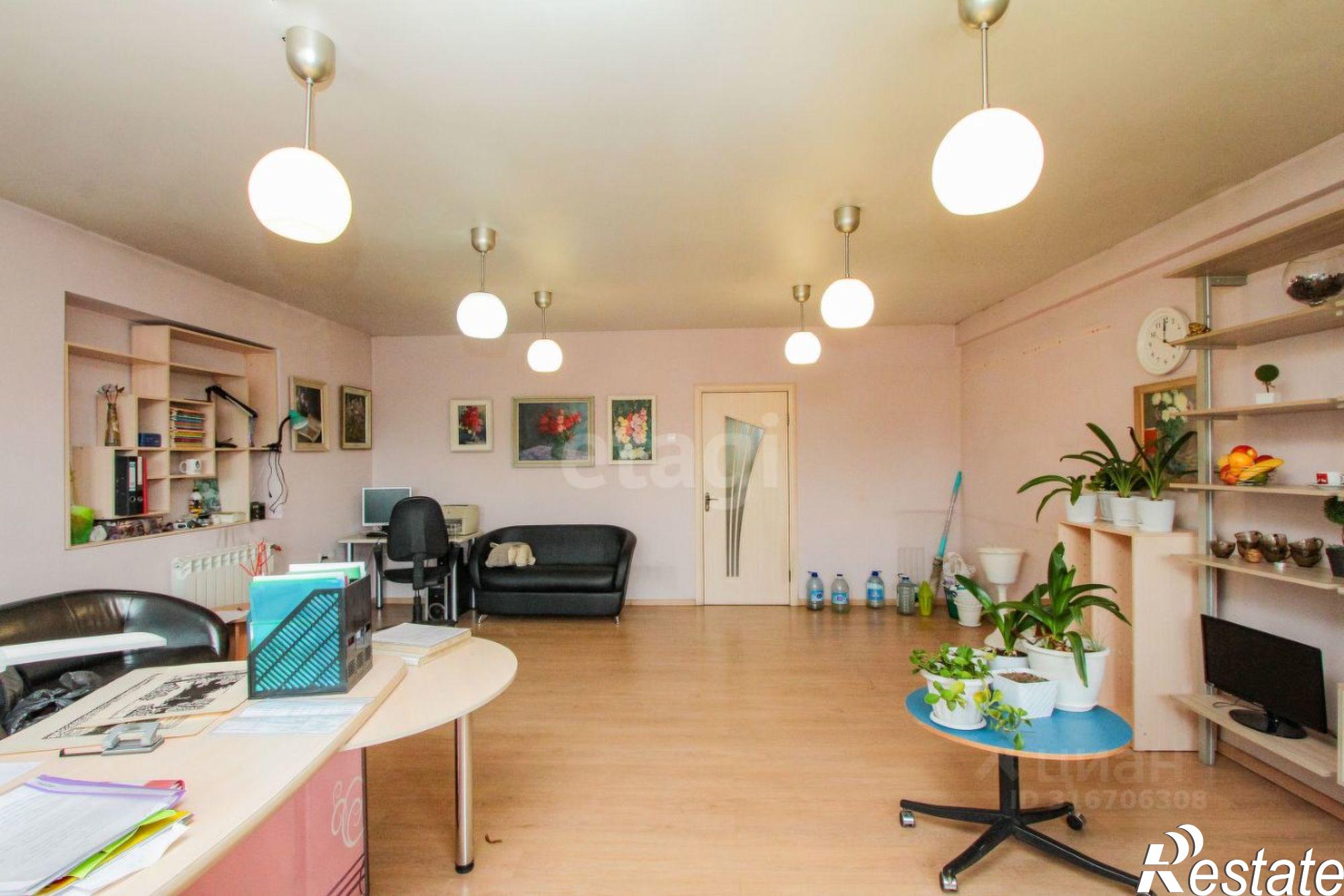 Купить офис, помещение под офис за 11 500 300 рублей на городской округ Чита, Чита