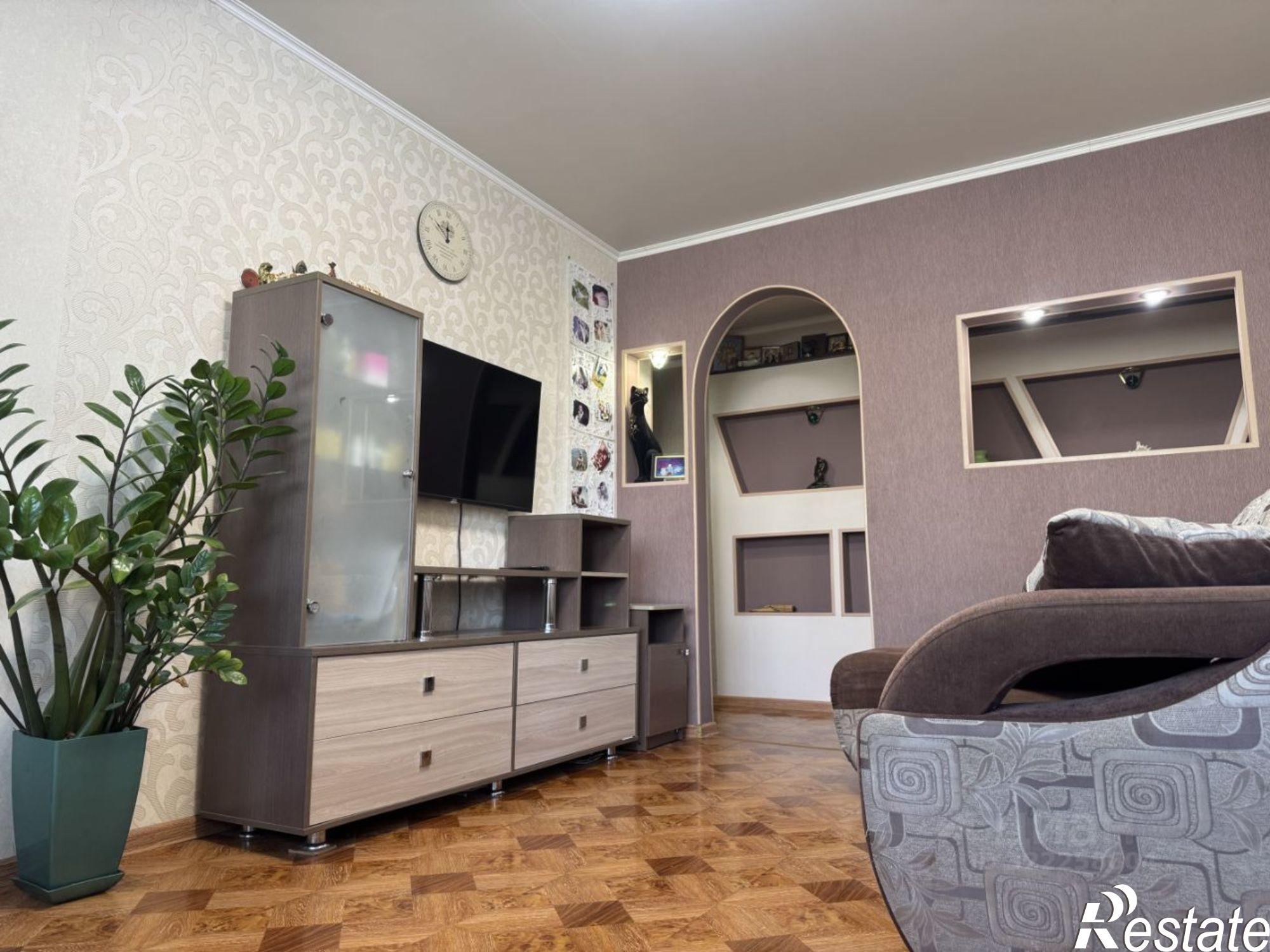 Купить квартиру за 8 400 000 рублей на Чита, улица Богомягкова, 73