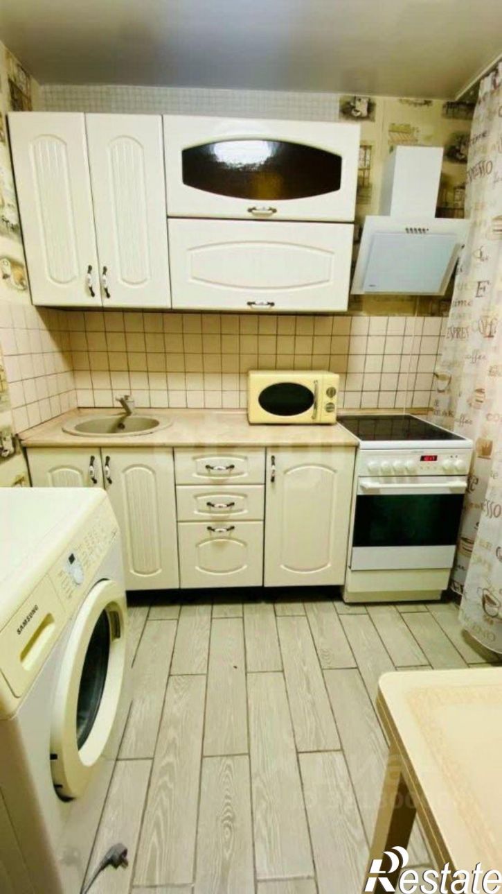 2-комн квартира ул Красной Звезды, 20,  д. 20