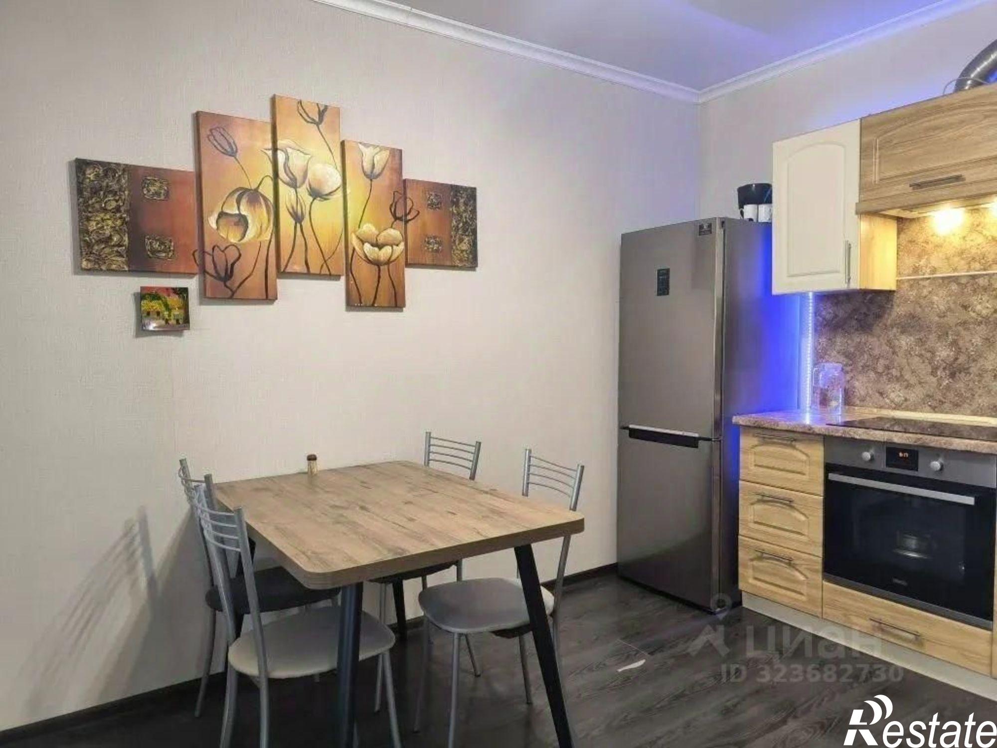 Сдать квартиру за 40 700 рублей на Антипиха, Казачья, 36