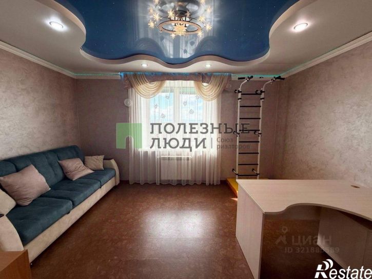 3-комн квартира улица Полины Осипенко, 44,  д. 44