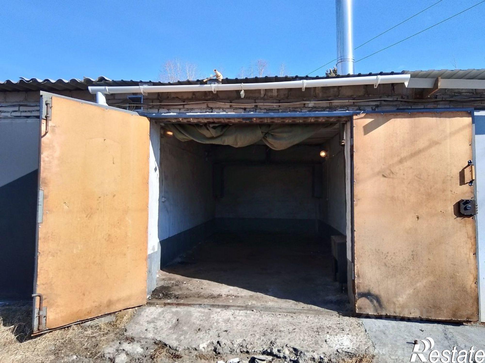 Купить гараж, место в паркинге за 420 012 рублей на ул Кирова, 1