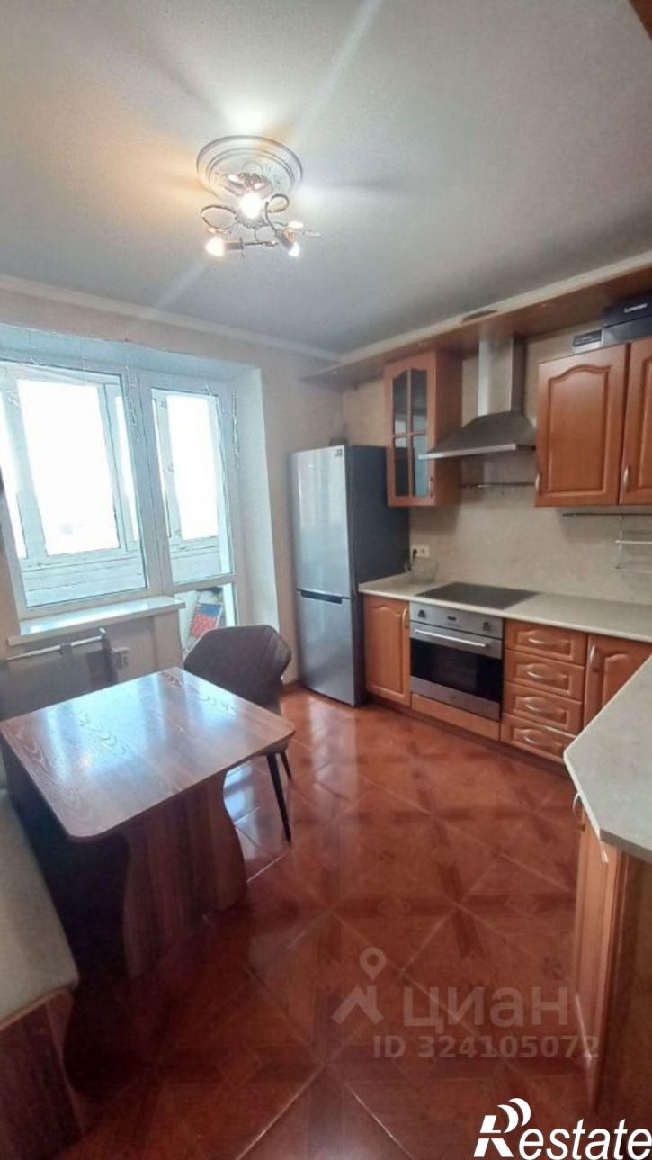 2-комн квартира Украинский б-р, 15,  д. 15