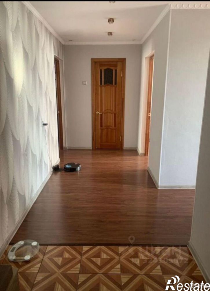 2-комн квартира Украинский б-р, 15,  д. 15