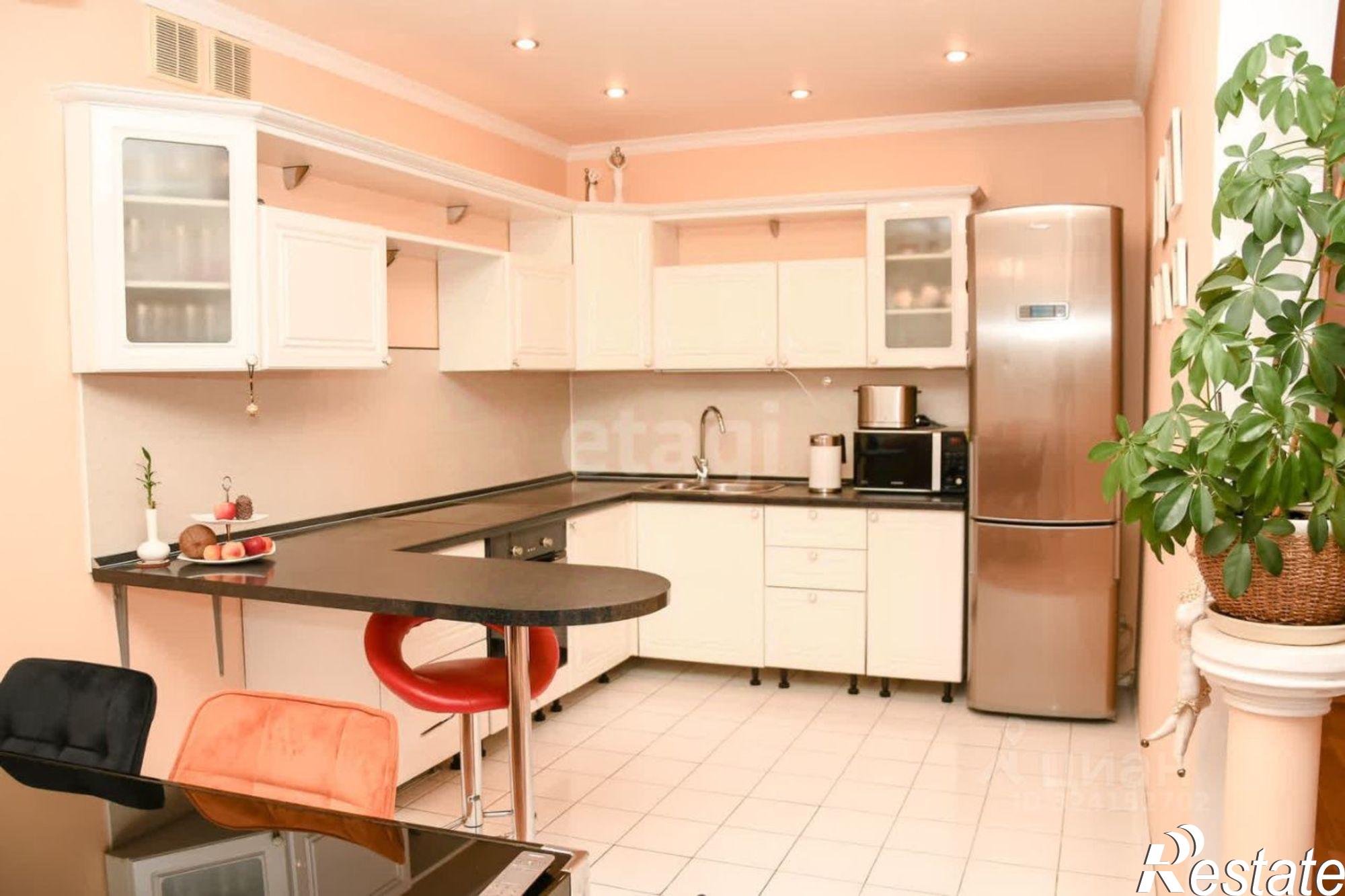 Купить квартиру за 14 900 000 рублей на ул Матвеева, 33 А