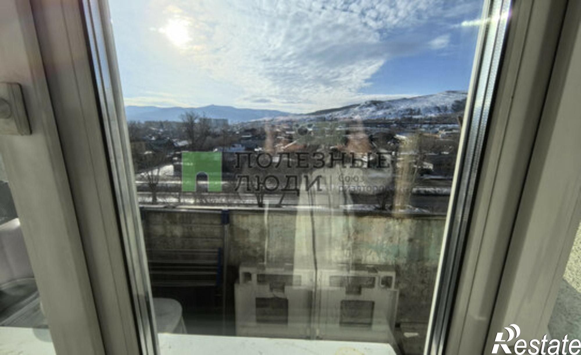 Купить квартиру за 4 900 000 рублей на Чита, 1-й микрорайон, 10