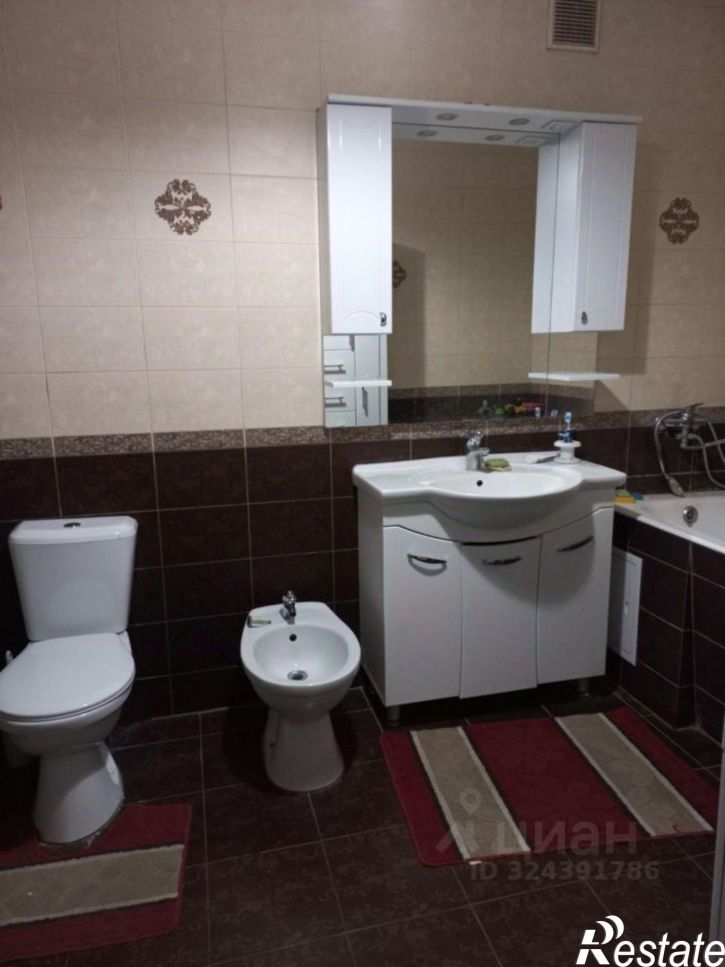 3-комн квартира ул Курнатовского, 8,  д. 8