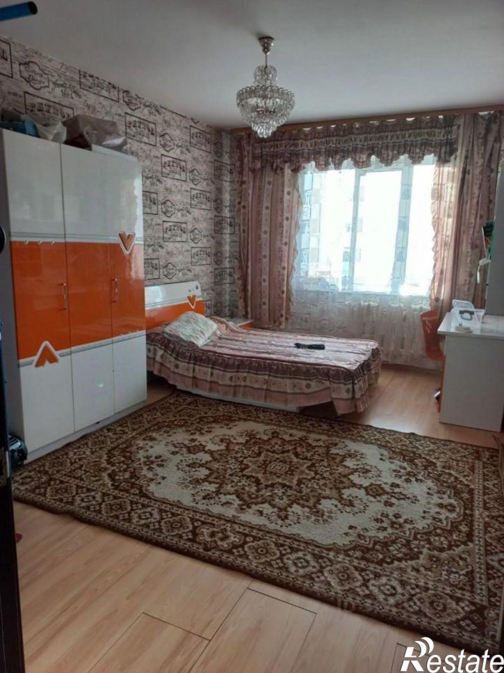 3-комн квартира ул Курнатовского, 8,  д. 8