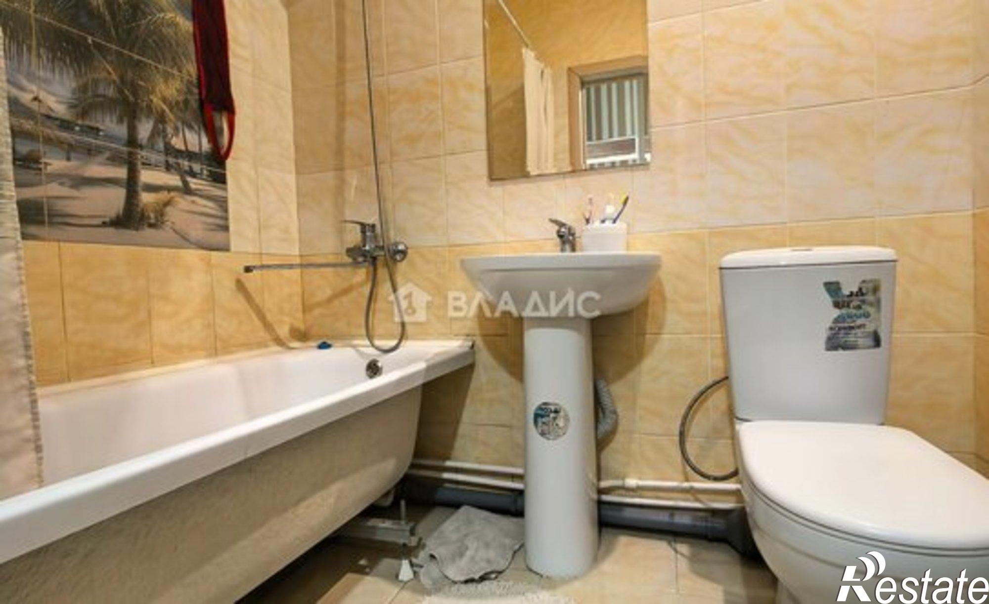 Купить квартиру за 7 650 000 рублей на ул Богомягкова, 2 3