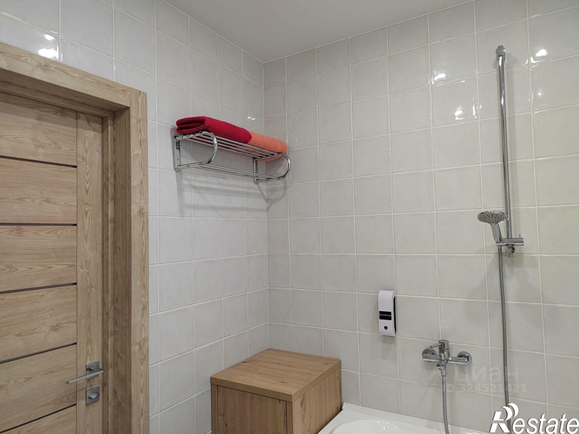 Сдать квартиру за 90 000 рублей на ул Шилова, 43