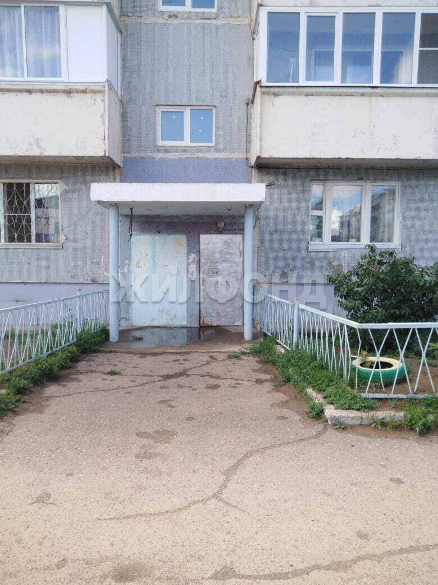 Купить квартиру за 2 100 000 рублей на 2-й микрорайон, д.7