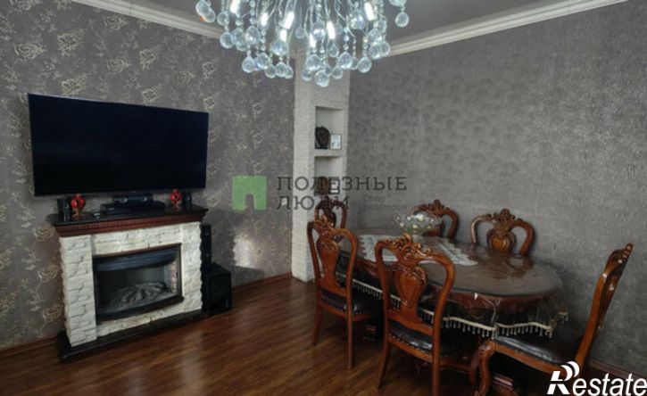 3-комн квартира ул Столярова, 14,  д. 14