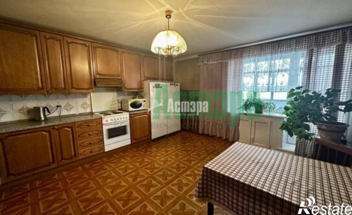 4-комн квартира ул Столярова, 38,  д. 38