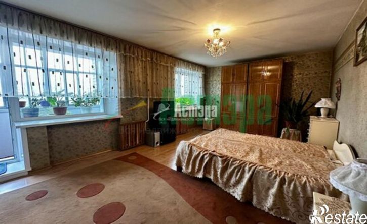 4-комн квартира ул Столярова, 38,  д. 38