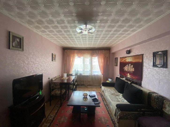 4-комн квартира 5-й Микрорайон, 510