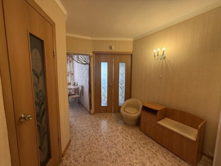 3-комн квартира Центральный Микрорайон, 36 Ц