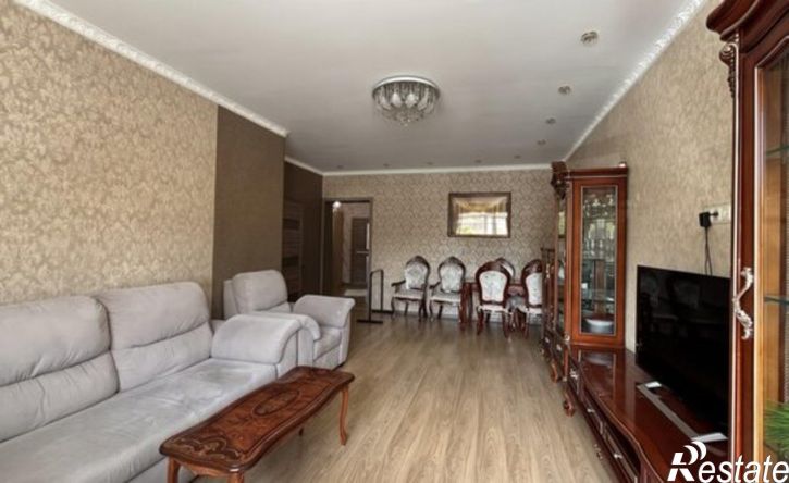 4-комн квартира ул Бутина, 70,  д. 70