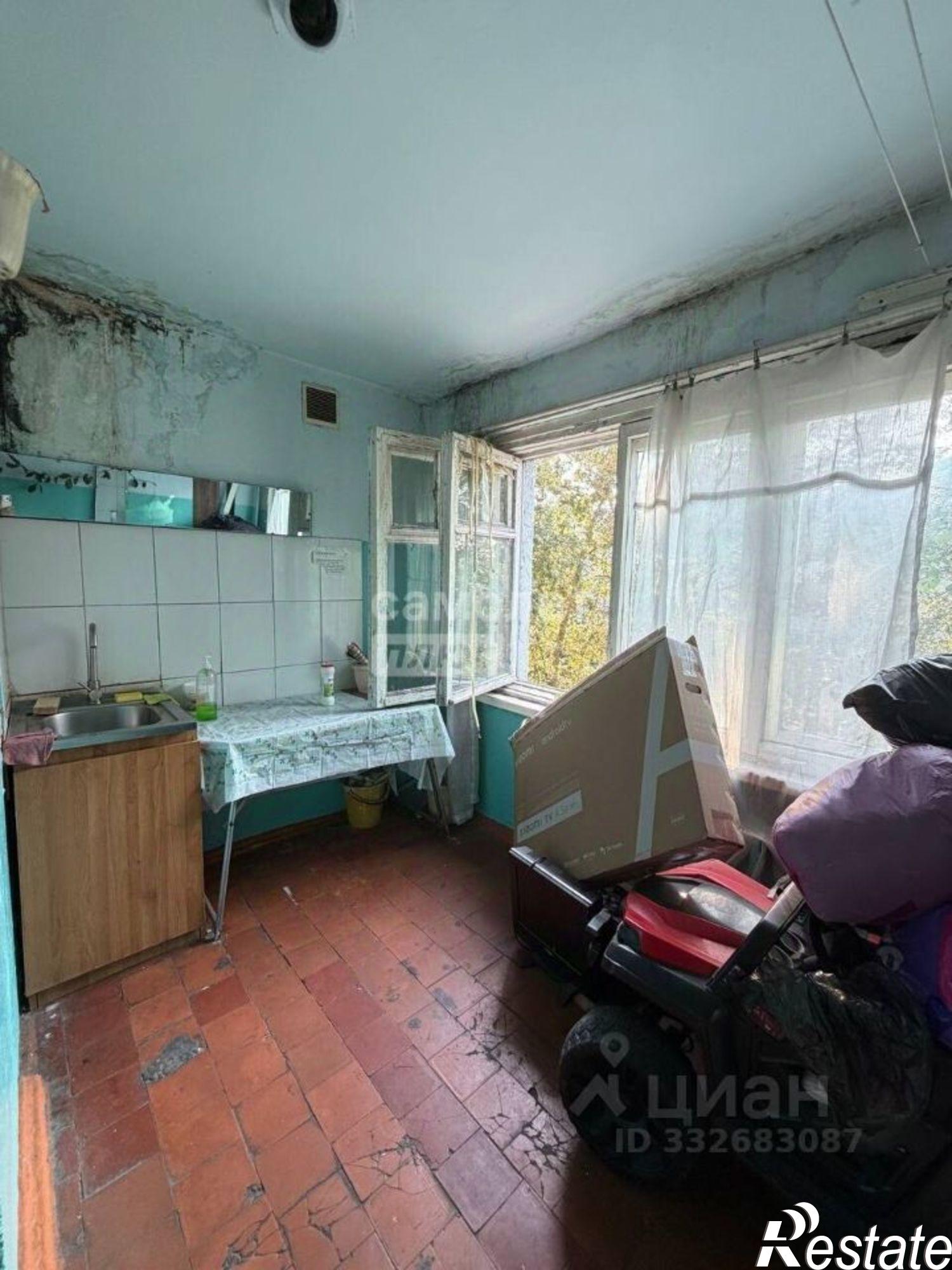 Купить комнату за 2 200 000 рублей на ул Матвеева, 34