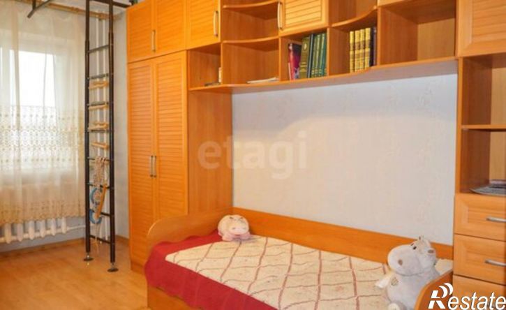 3-комн квартира ул Крымская, 8,  д. 8