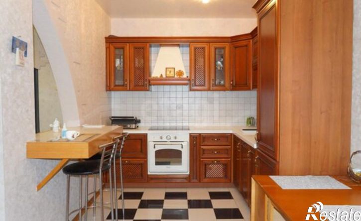 3-комн квартира ул Крымская, 8,  д. 8