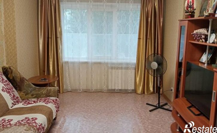 3-комн квартира 4-й микрорайон, 405
